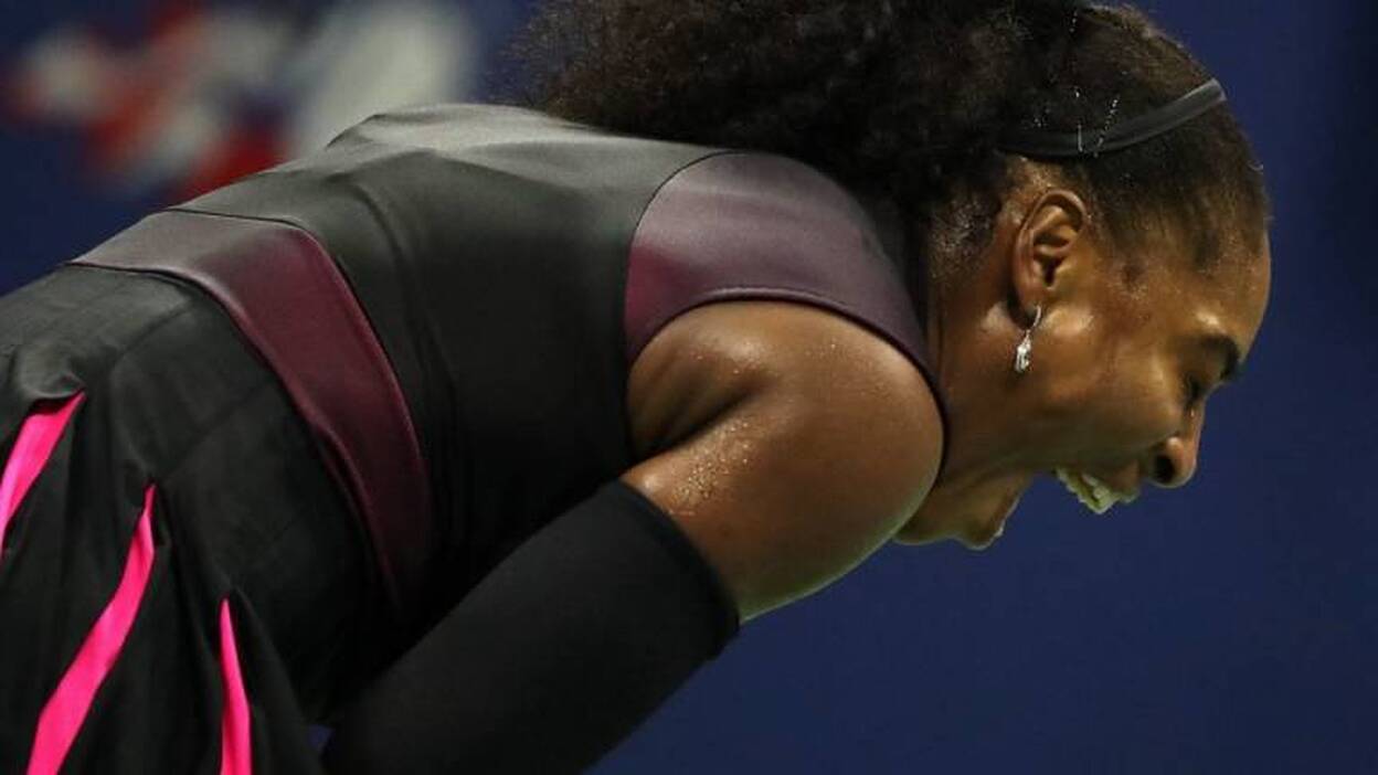 Serena Williams cae en semifinales ante Pliskova y pierde el número uno del mundo