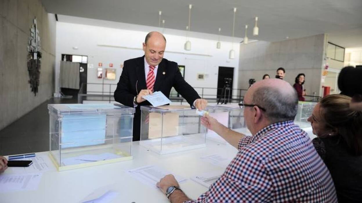 La ULPGC vota a su rector