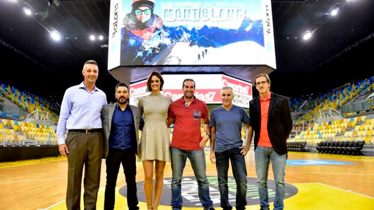 Multitudinario ascenso al Mont Blanc en el Arena