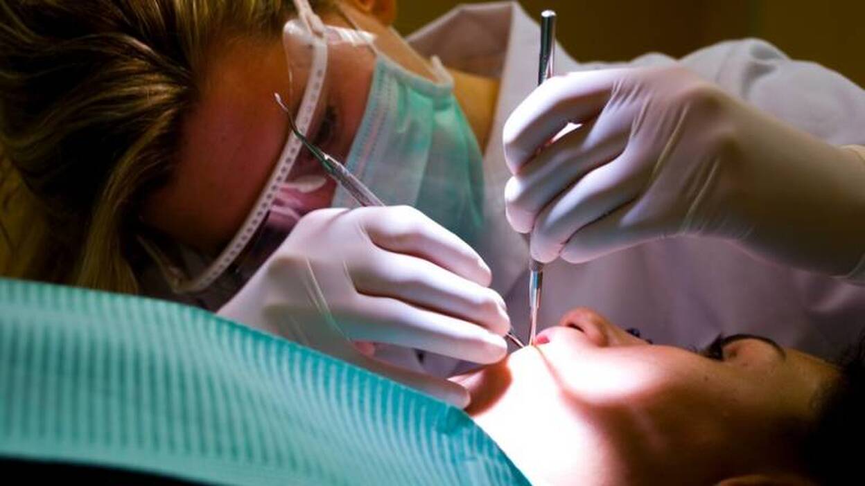 Los dentistas de Las Palmas alertan de una decena de casos de intrusismo laboral en la provincia durante 2016