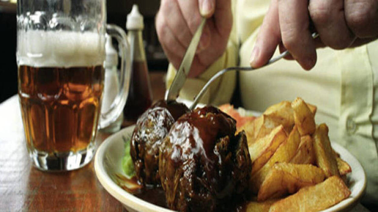 Beber alcohol da hambre porque activa los mismos circuitos neuronales