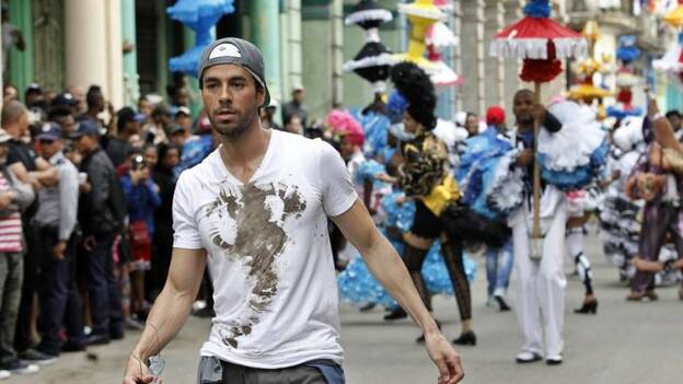 Enrique Iglesias filma en Cuba el vídeo de su tema &quot;Súbeme la radio&quot;
