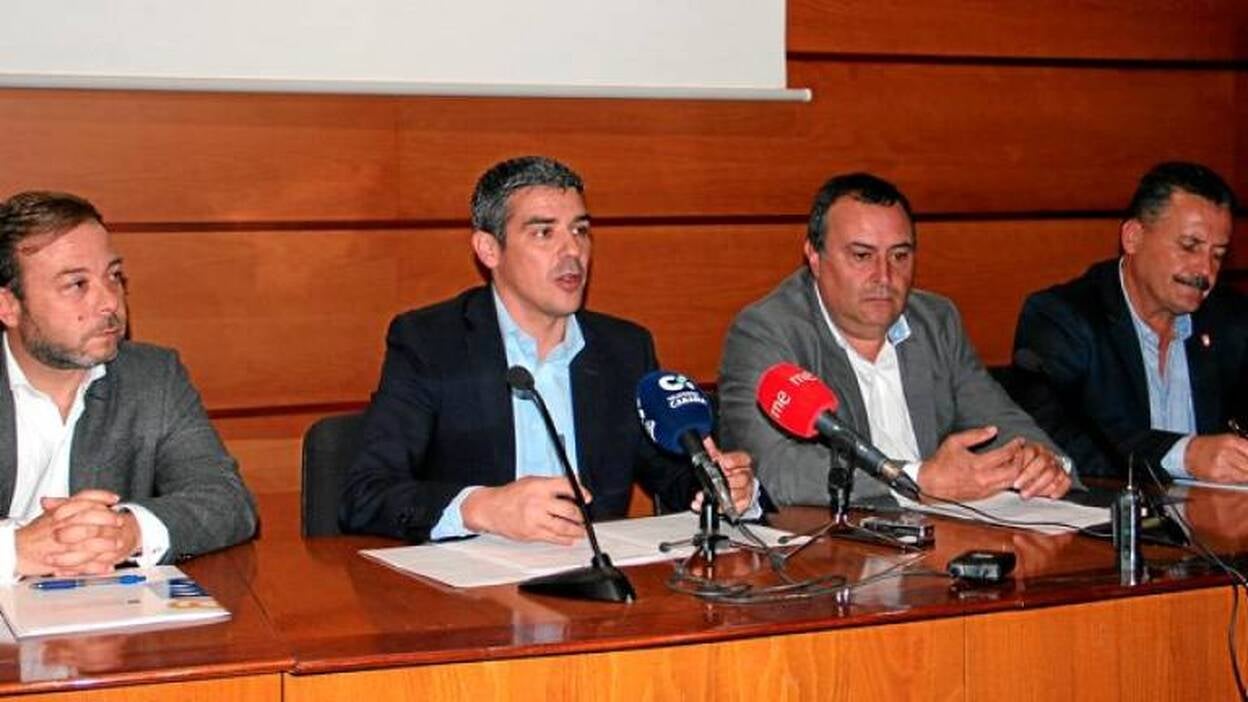 Arraigar a la gente a los pueblos