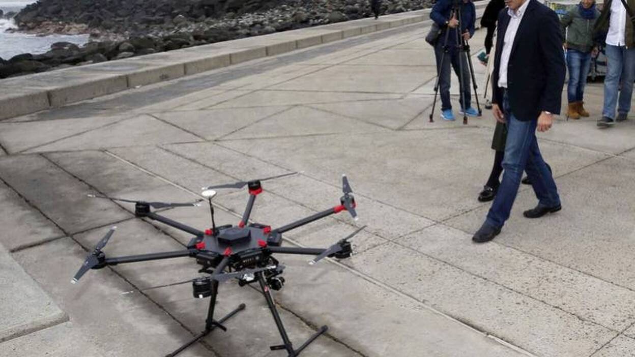 Canarias usará drones para controlar la pesca furtiva y mejorar su inspección