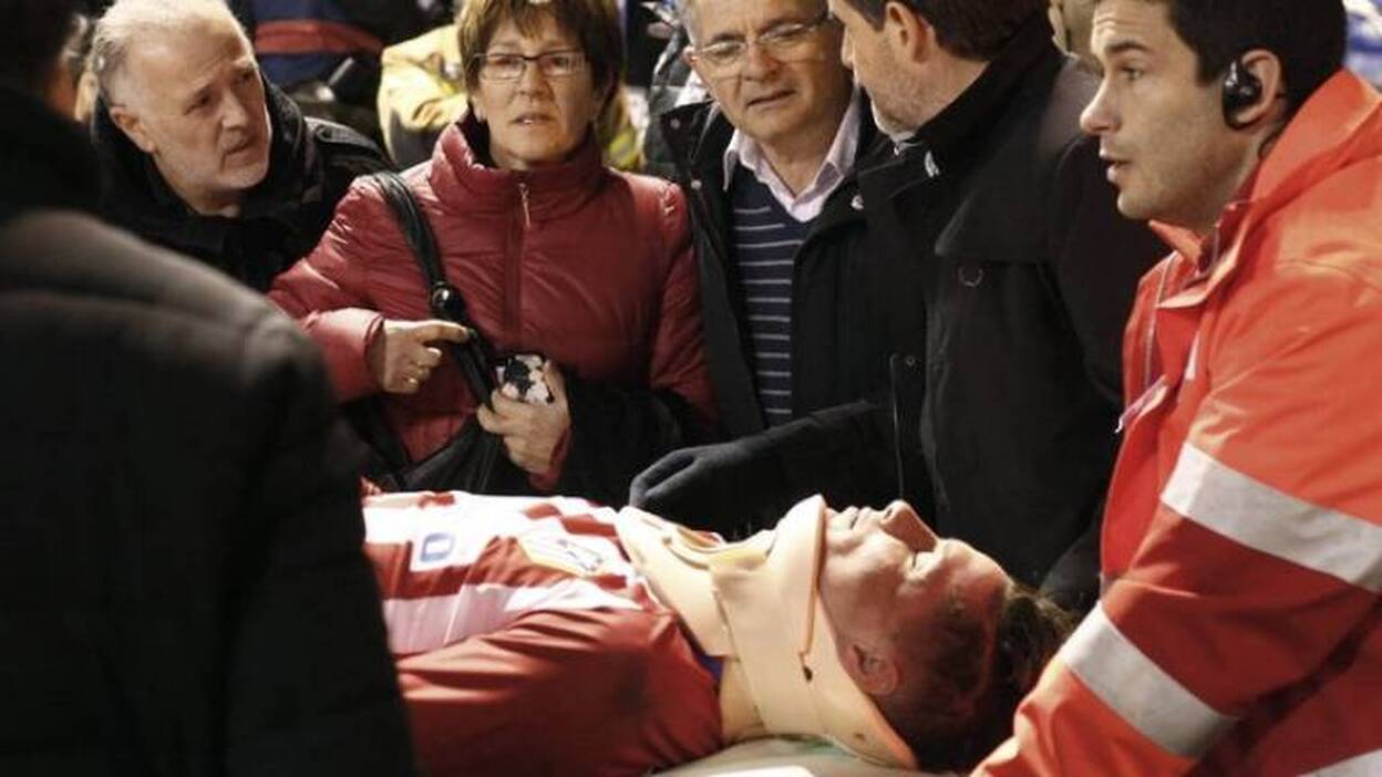 Un tremendo golpe de Torres deja el partido en segundo plano