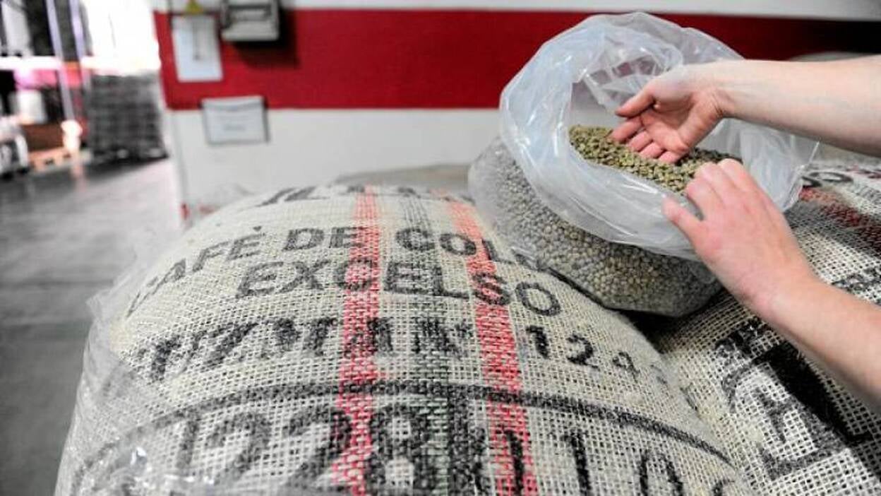 Fuerte subida del café en las islas al bajar las cosechas