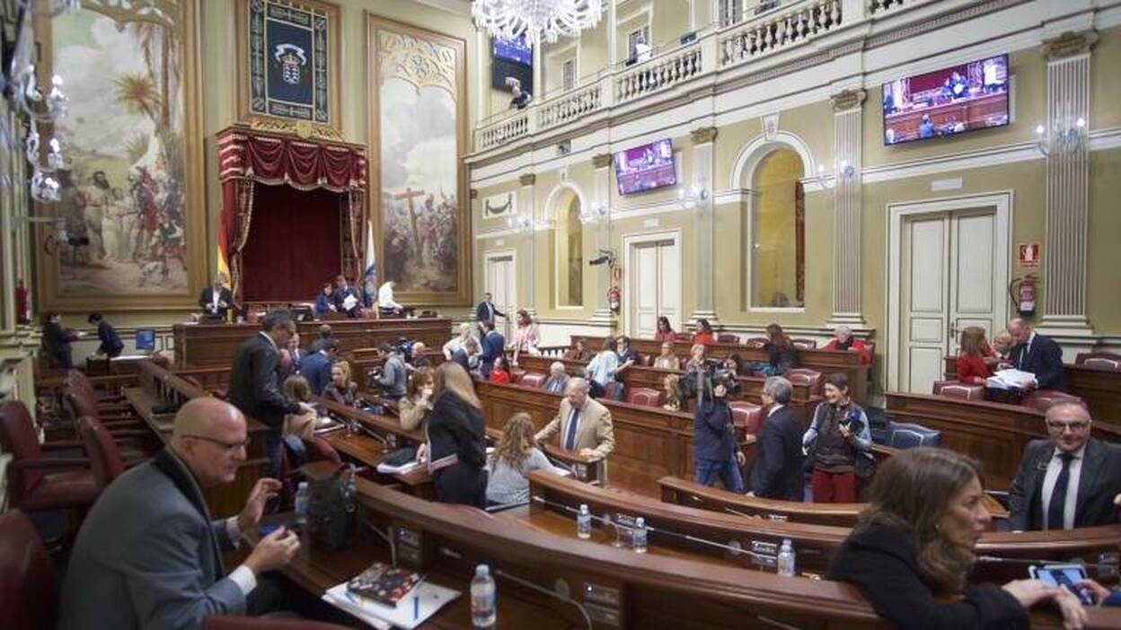 El PP consolida la Cotmac que pretende CC en la ley del suelo