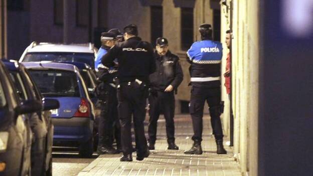 Una mujer herida grave al recibir 20 puñaladas en su casa en Salamanca
