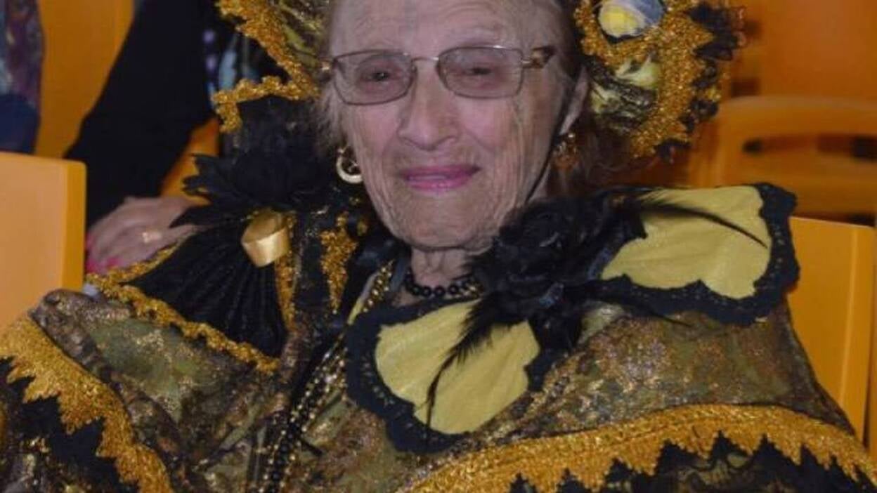 Adiós a Sotera Chocho, la artesana del calado de Lajares