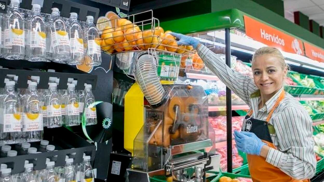 Mercadona implanta el zumo de naranja recién exprimido en toda España tras invertir 20 millones