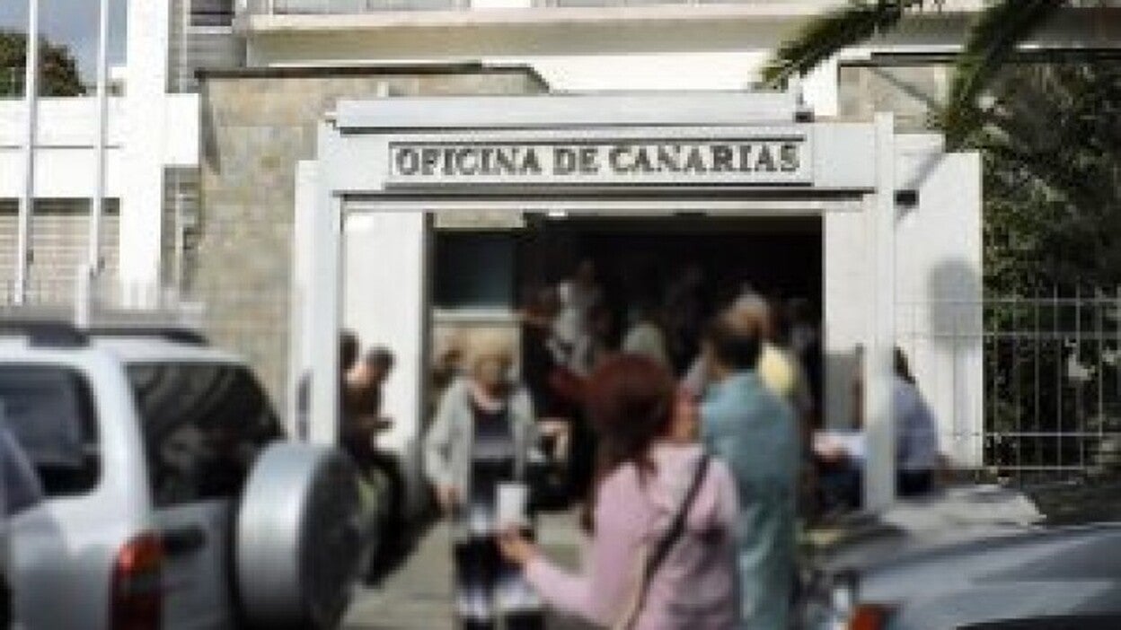 Los canarios de Venezuela dispondrán de un servicio médico permanente