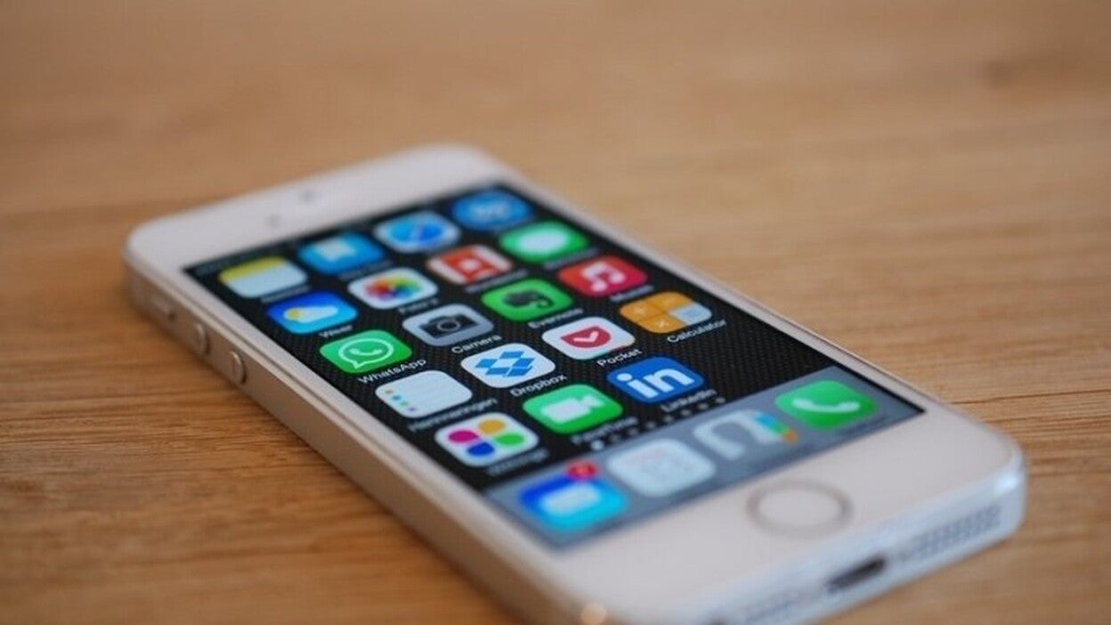 Enseñar a usar en positivo las redes sociales, clave contra el acoso escolar