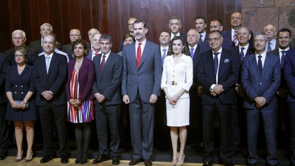 Los empresarios reclaman a los reyes apoyo al REF del Archipiélago