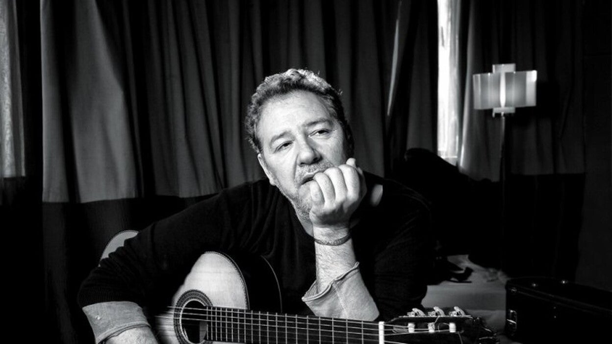 Carlos Goñi: “Mis conciertos son fiestas y el público, mis invitados”