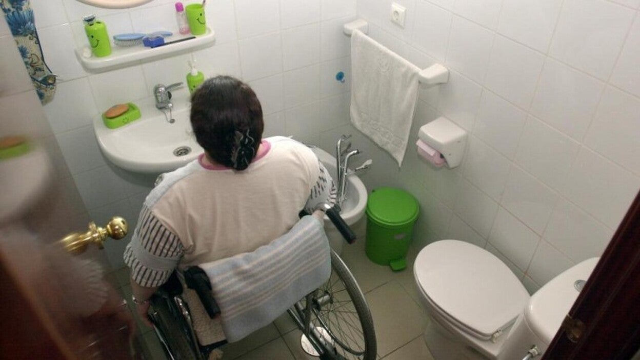 Canarias deja de atender a 400 dependientes en tres meses