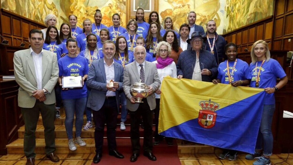 Iberostar, Rocasa y los nadadores Alonso y Oliver, Medallas de Oro