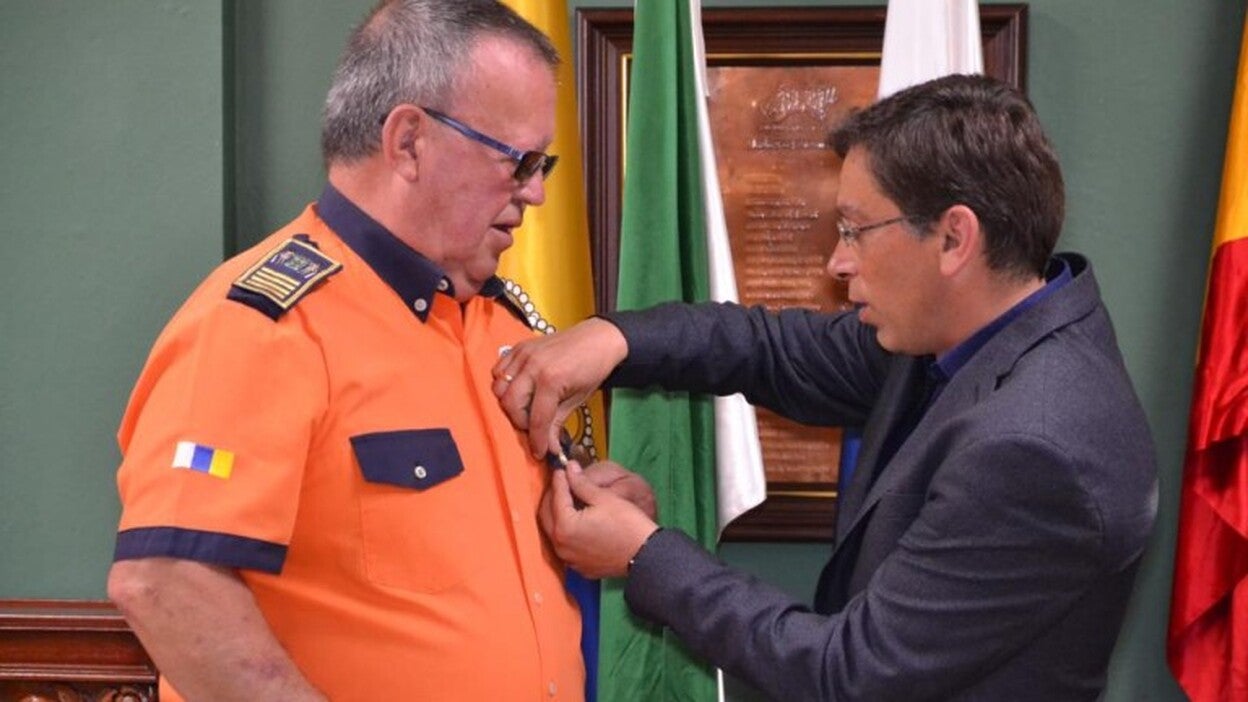 Valsequillo homenajea a su jefe de Protección Civil