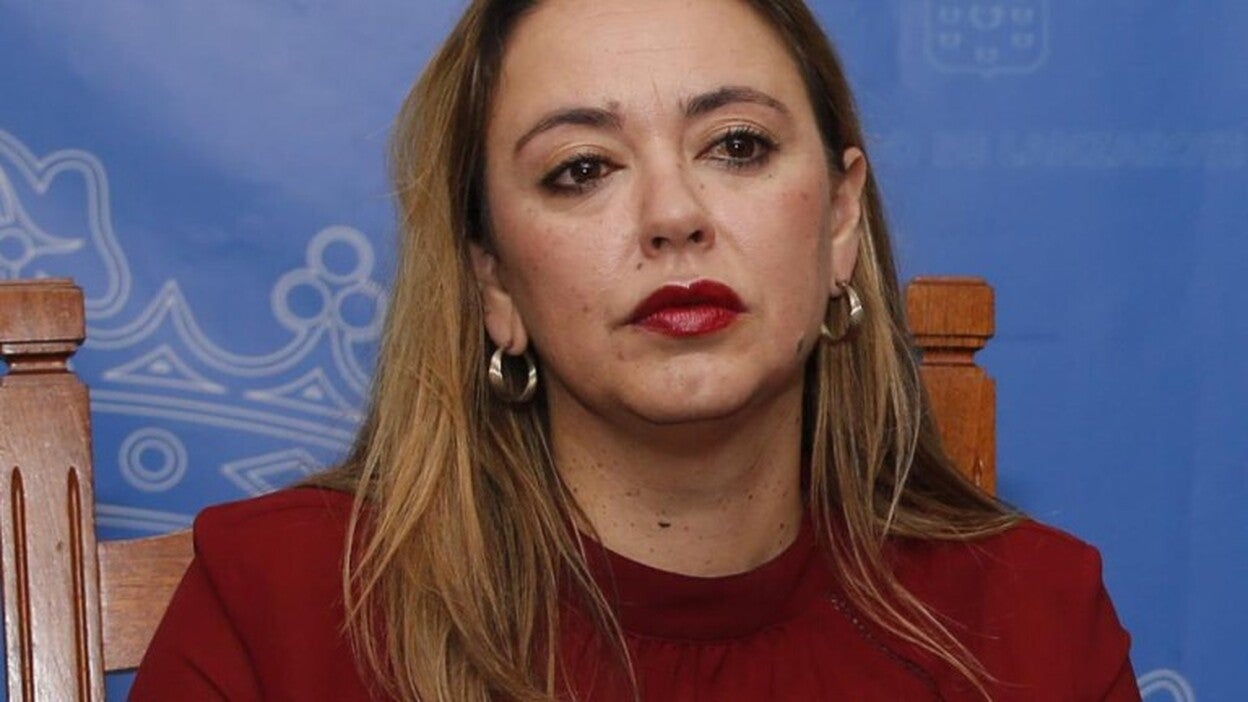 El PSOE exige que Baltar explique el expediente a una doctora que denunció