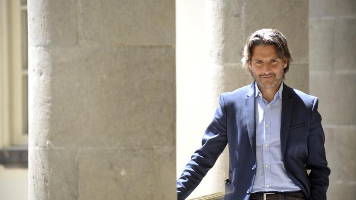 «Estoy dispuesto a encabezar la lista alternativa para dirigir el PSC»