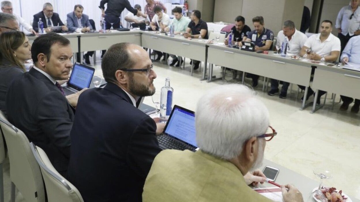 Los estibadores anuncian tres días de huelga