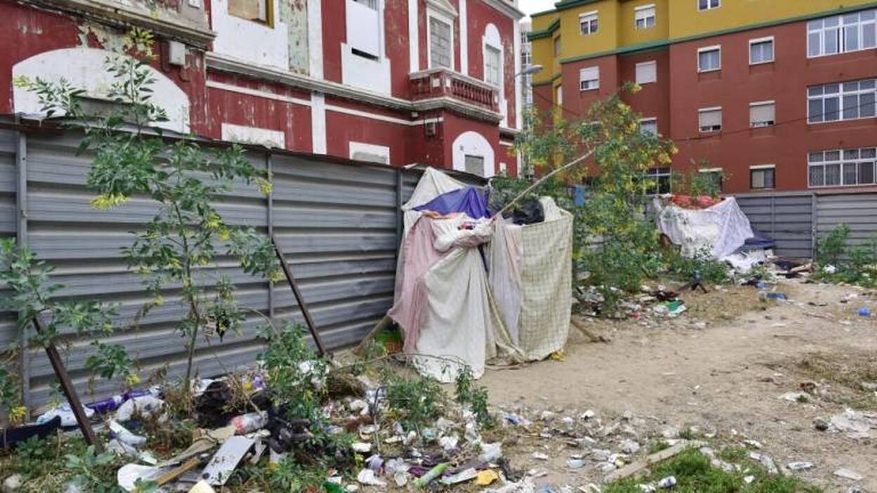 el solar donde anida la miseria