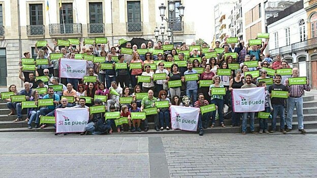 Miembros de Sí se Puede en Tenerife /  C7