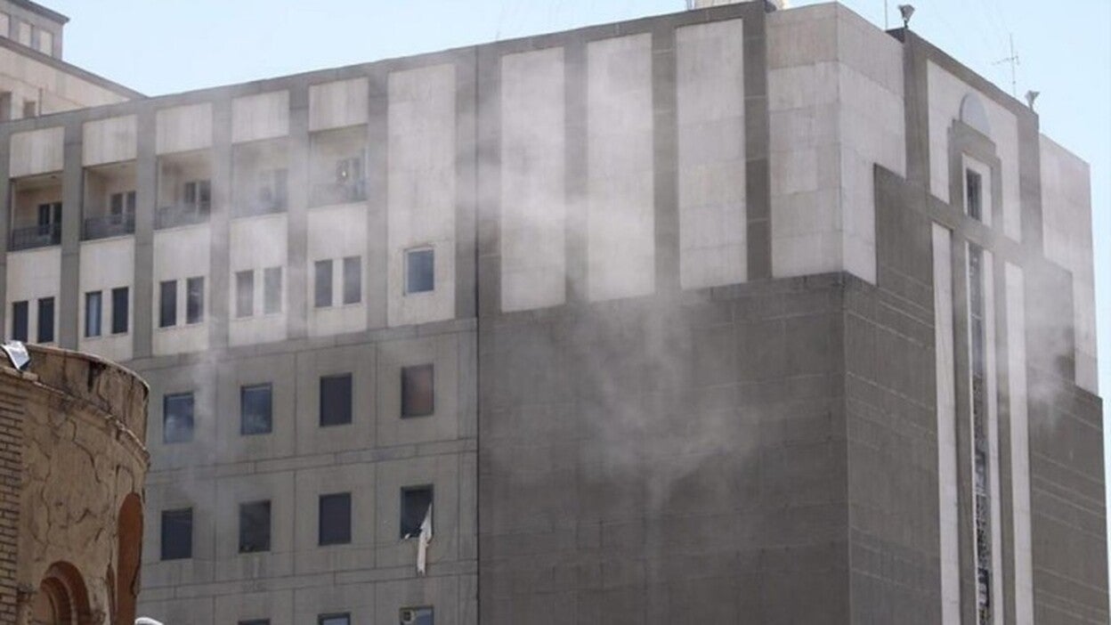 El EI reivindica los ataques al Parlamento y al mausoleo de Jomeini en Irán