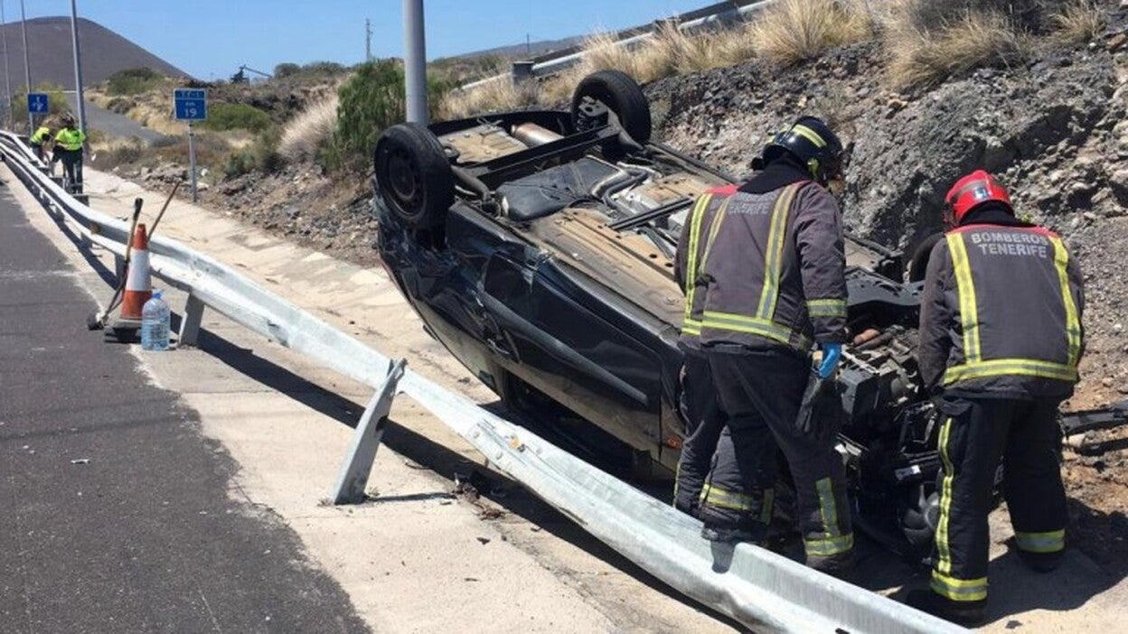 Cuatro heridos en un accidente de tráfico
