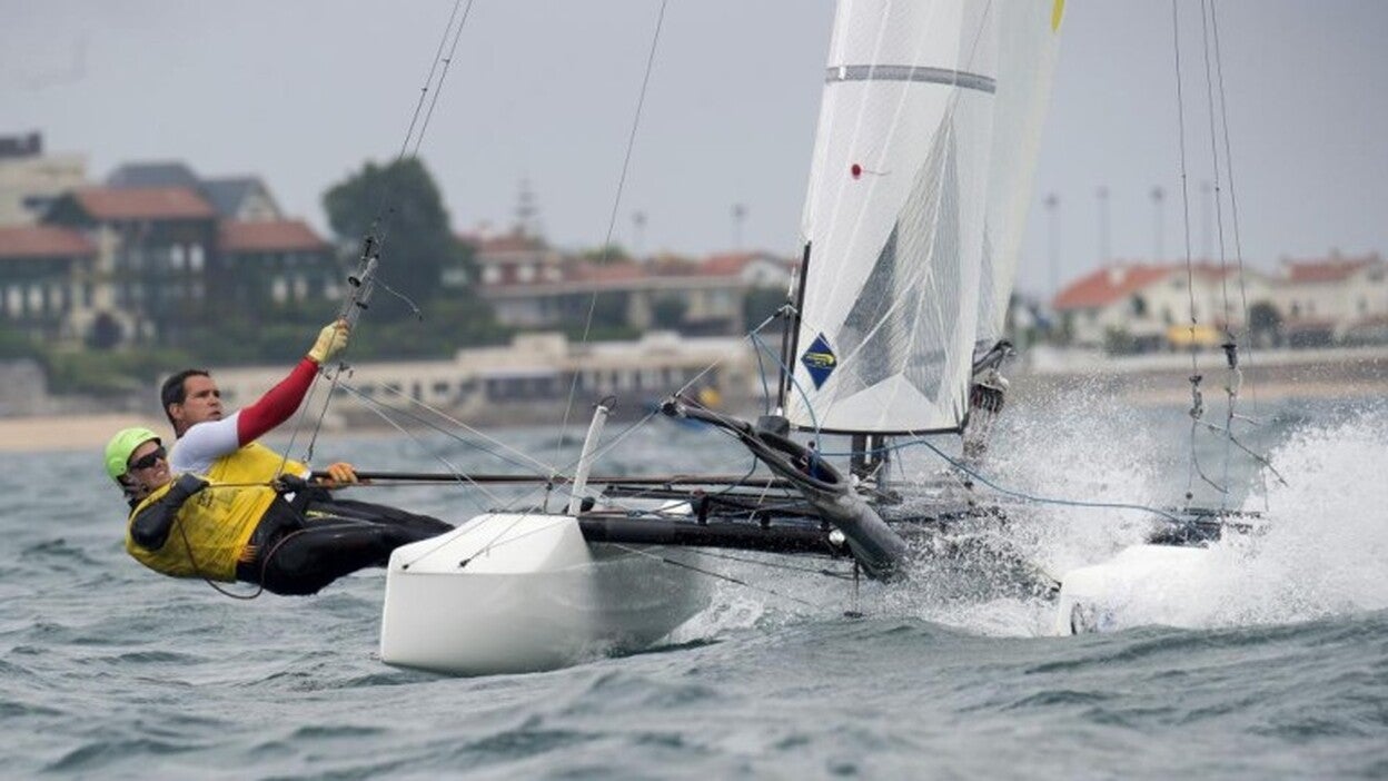 Echávarri-Pacheco controlan Nacra 17