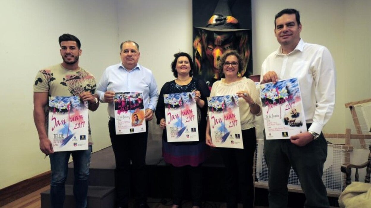 Sanjuaneras con acento costumbrista