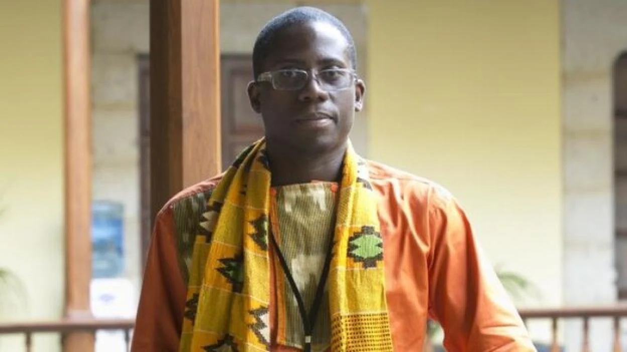 En Costa de Marfil se lee a Pérez Galdós