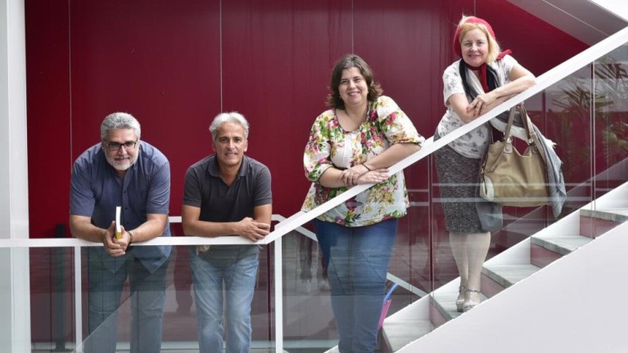 200 profesores se unen para exigir más filosofía en el aula