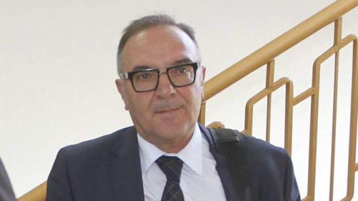 Las listas de espera cuestionan la credibilidad de Baltar