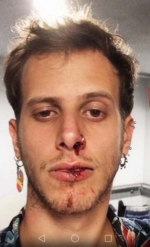 El primero de los dos jóvenes es Adrián R.A., y el segundo, Alistair S.A.