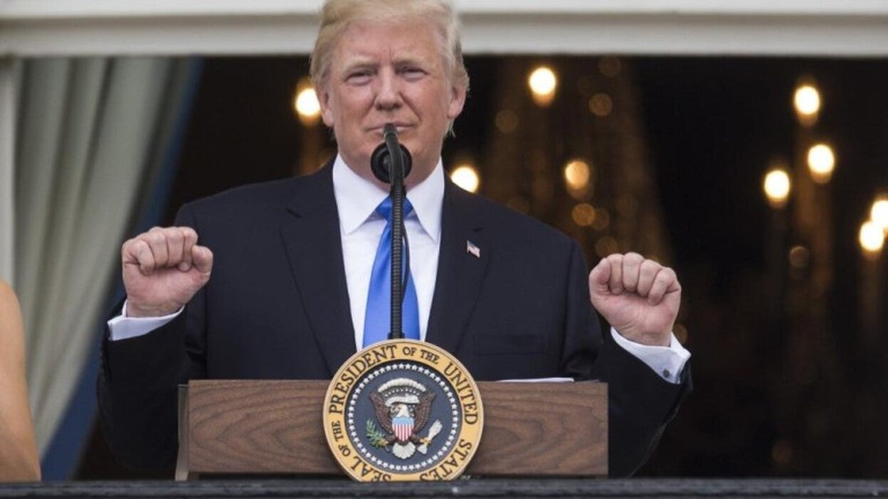 Trump parte de Washington para su gira europea