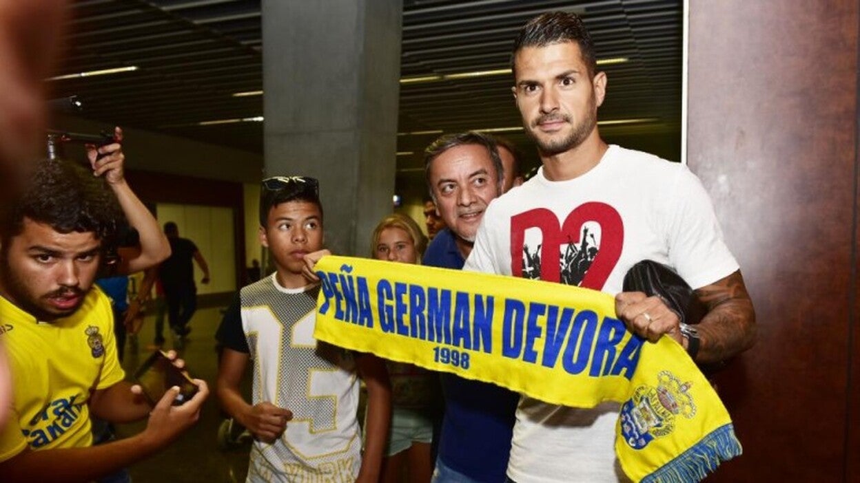 Fiebre amarilla para recibir hoy a Vitolo