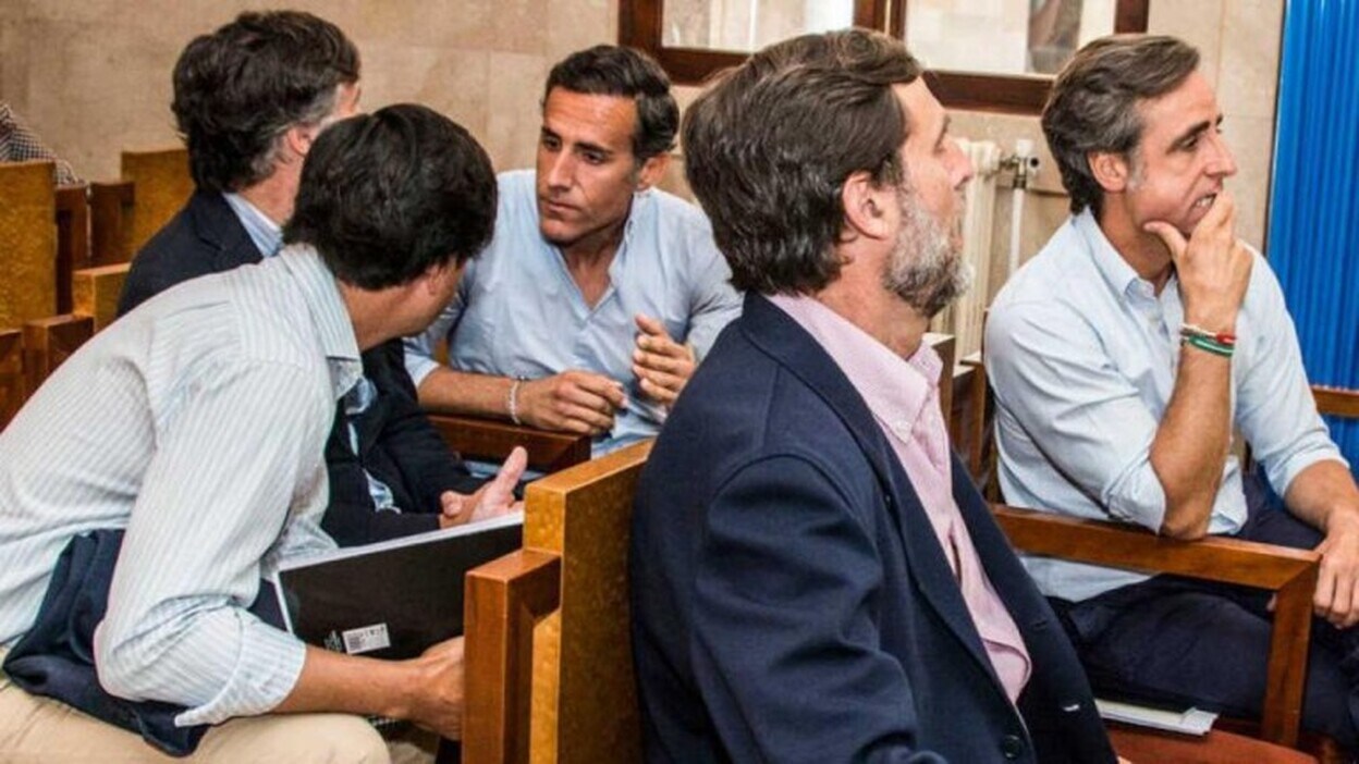 Piden prisión para los 6 hermanos Ruiz-Mateos condenados por estafa