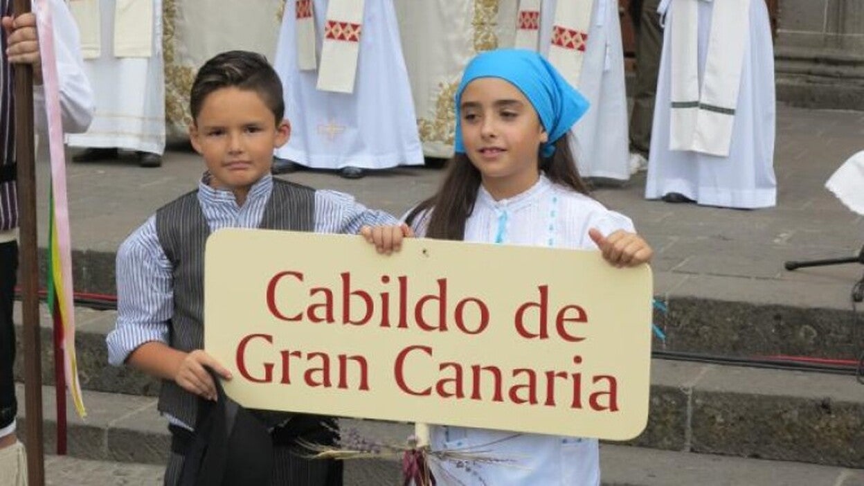 La Biblioteca Insular convoca el concurso ‘Víspera de Versos’