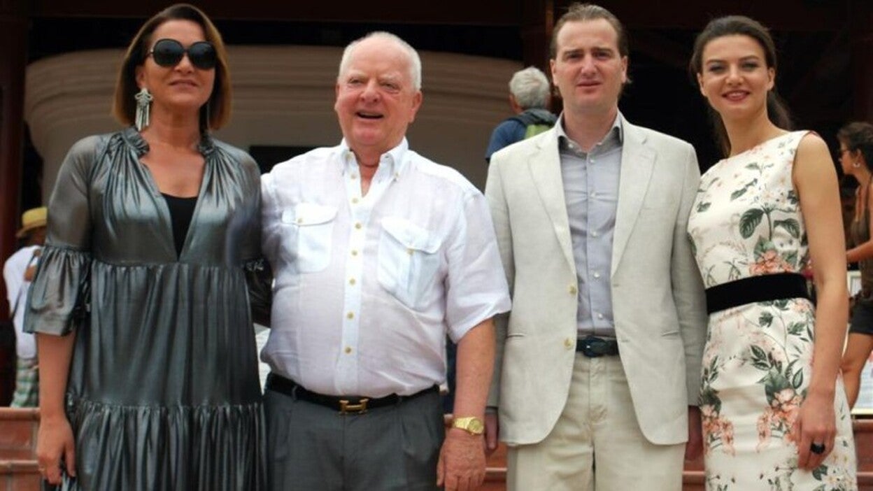 Los príncipes de Georgia visitan Loro Parque