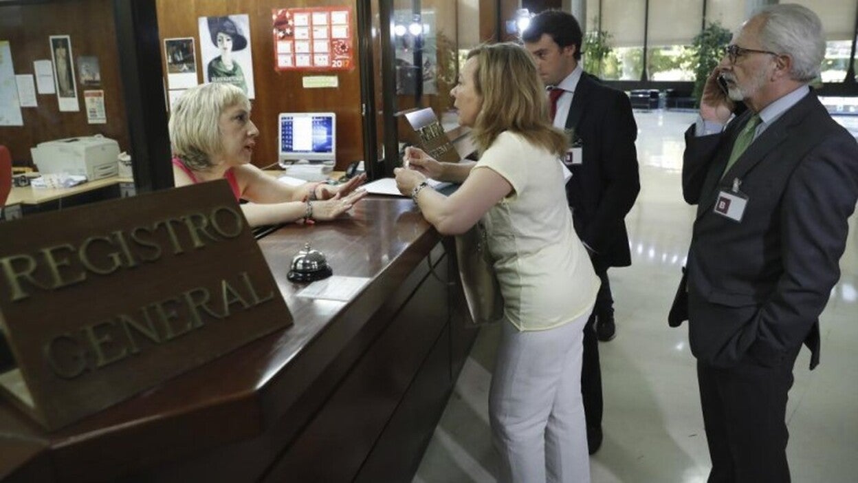 Juana Rivas recurre en amparo al Constitucional