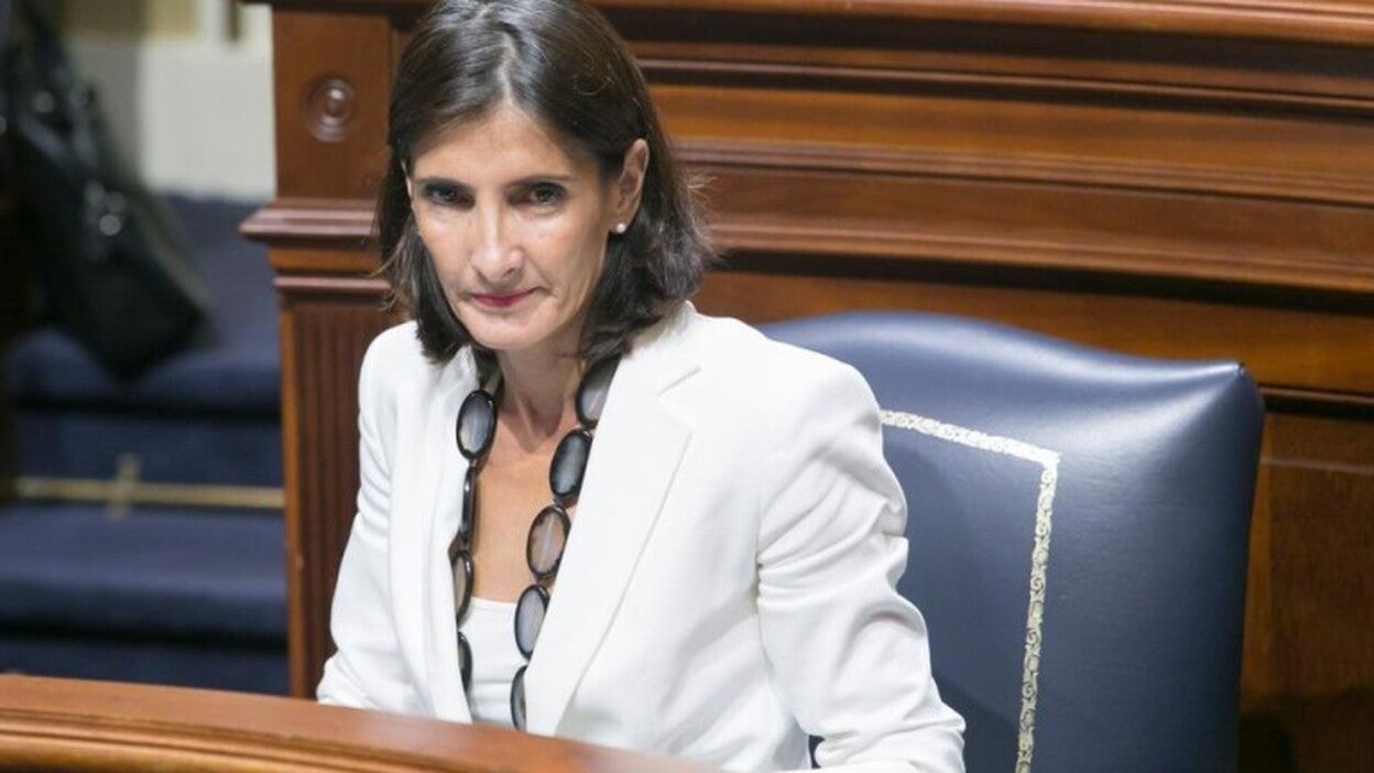 Lorenzo cesa por voluntad propia como consejera