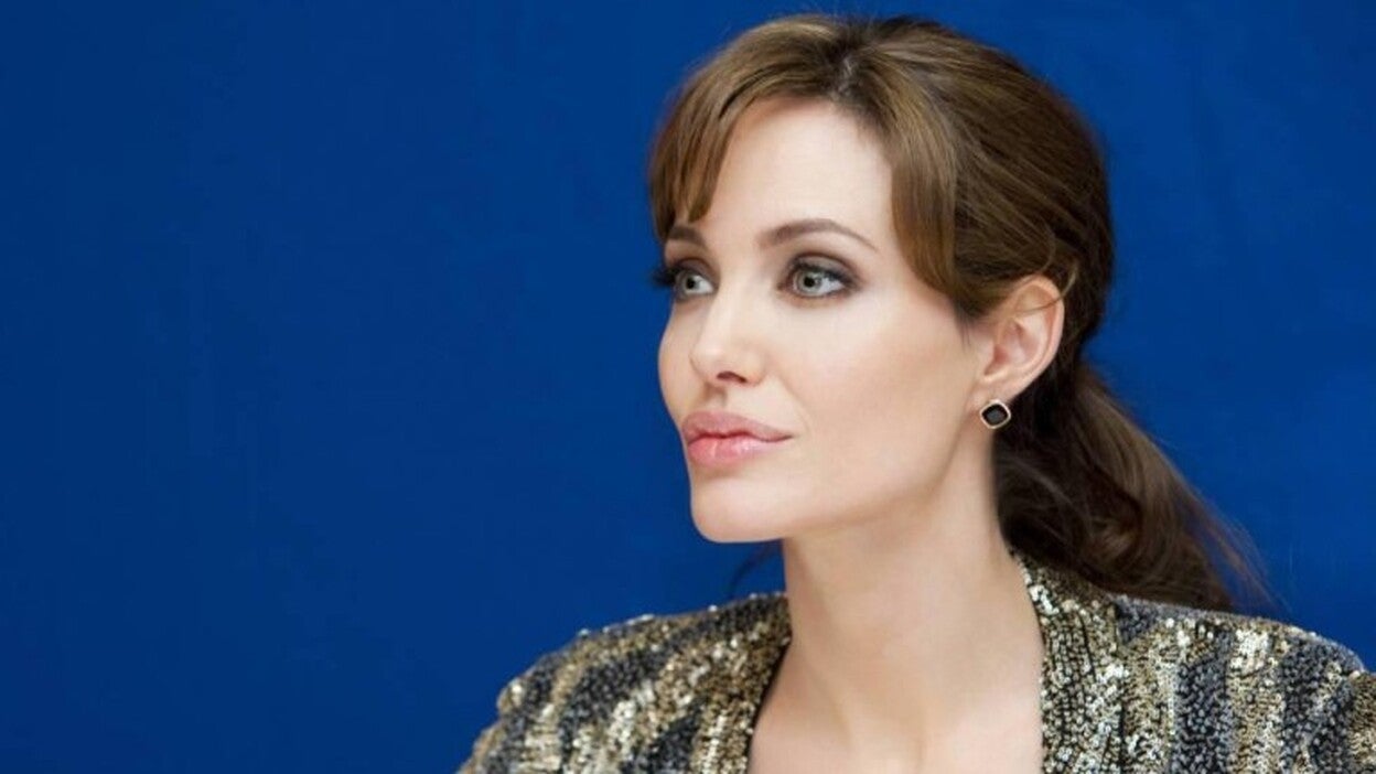 Angelina Jolie, acusada de maltrato infantil