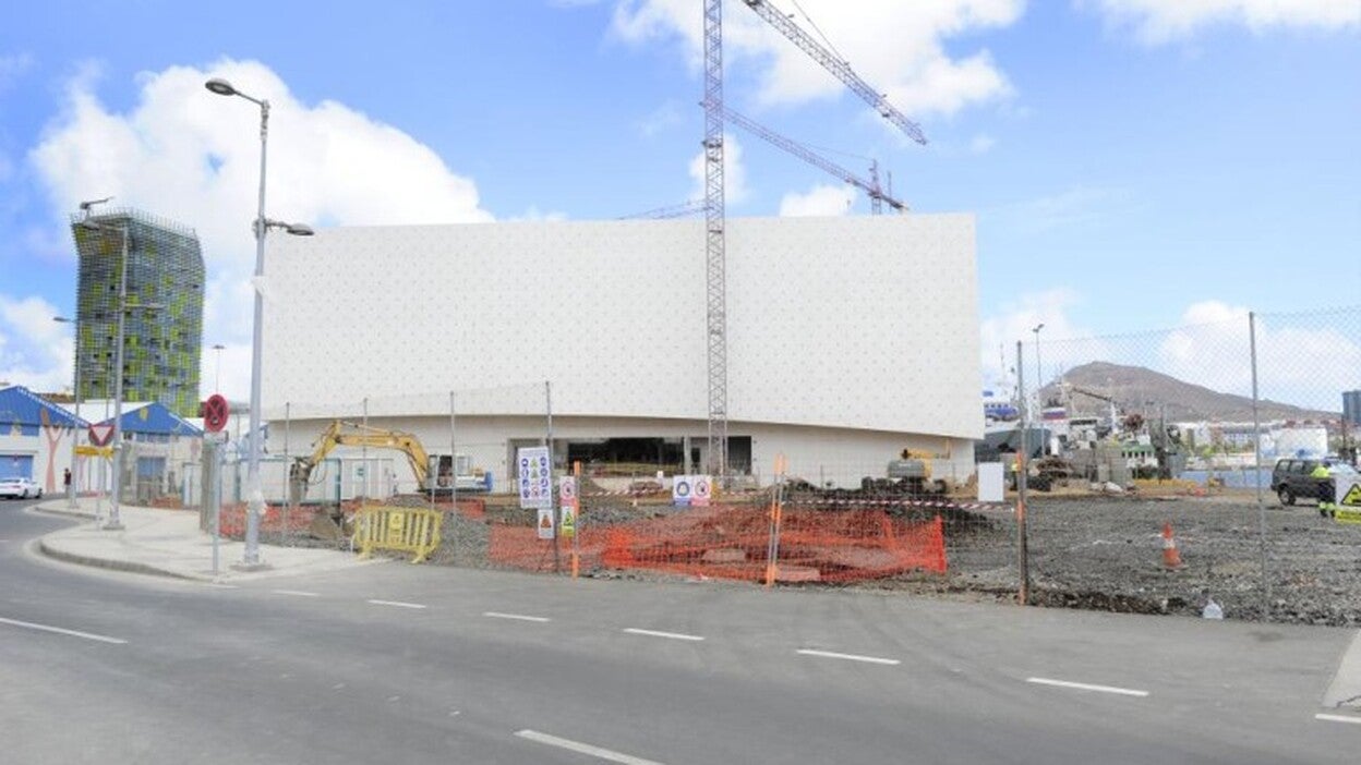 Comienzan las obras de la plaza y la fuente del acuario