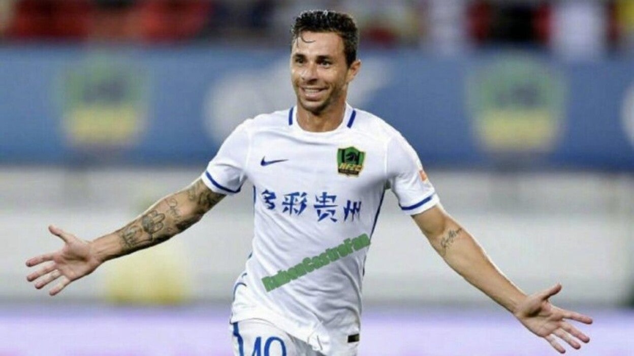 Rubén Castro ya golea en China