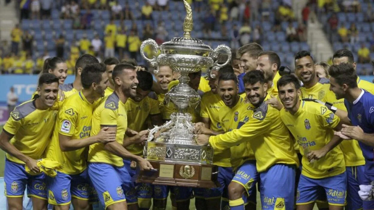 Las Palmas, campeón del trofeo Carranza