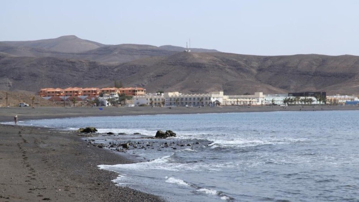 Roba 100 metros de cable de cobre en Tuineje