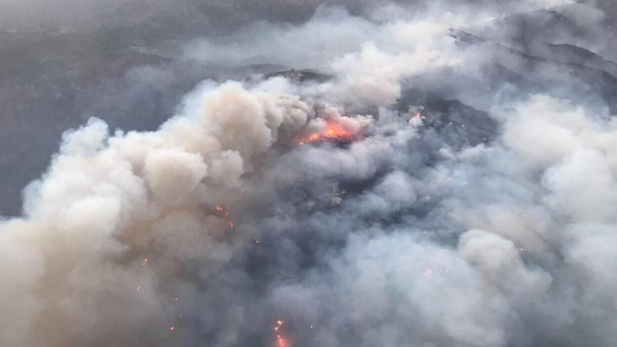 El incendio de Gran Canaria, bajo control. Siga aquí las novedades.