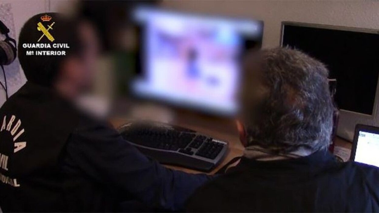 Desarticulada una red de pornografía infantil por Whatsapp