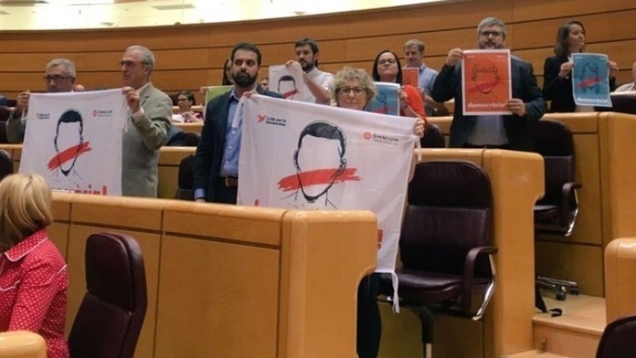 Cinco horas con el 155 en el Senado