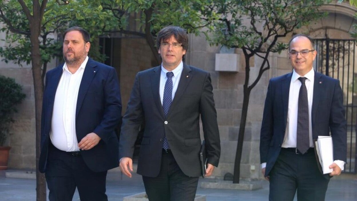 El Parlament fijará el lunes la votación de la independencia